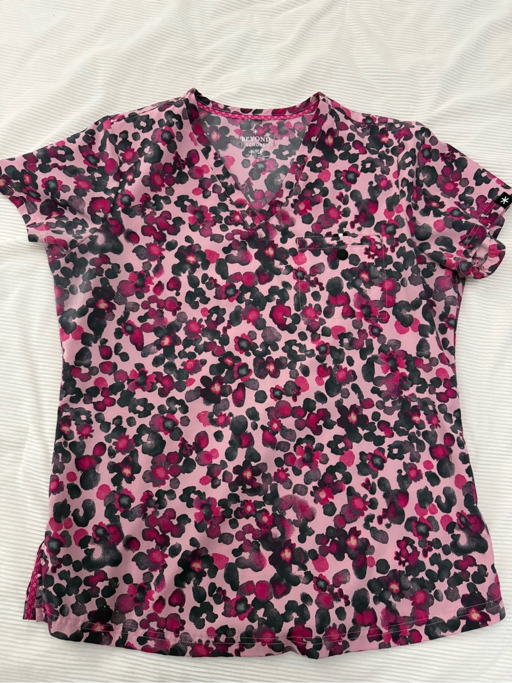 Women's Pink Floral V-Neck scrub top